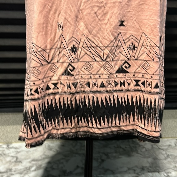 Volcom Women’s Pink with Black Print Super Soft Pocket Tank Top Size Large - Picture 7 of 9